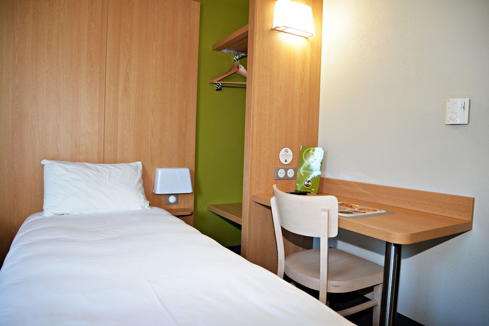 B&B HOTEL Ales Pole Mecanique 20/50