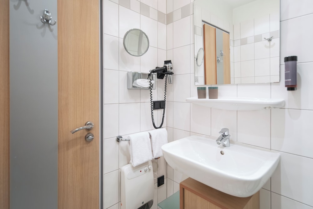 Roomingtons Franziskushohe Lohr 53/54
