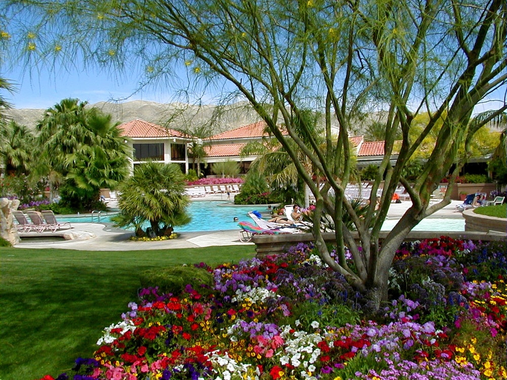 Miracle Springs Resort Spa 63/71