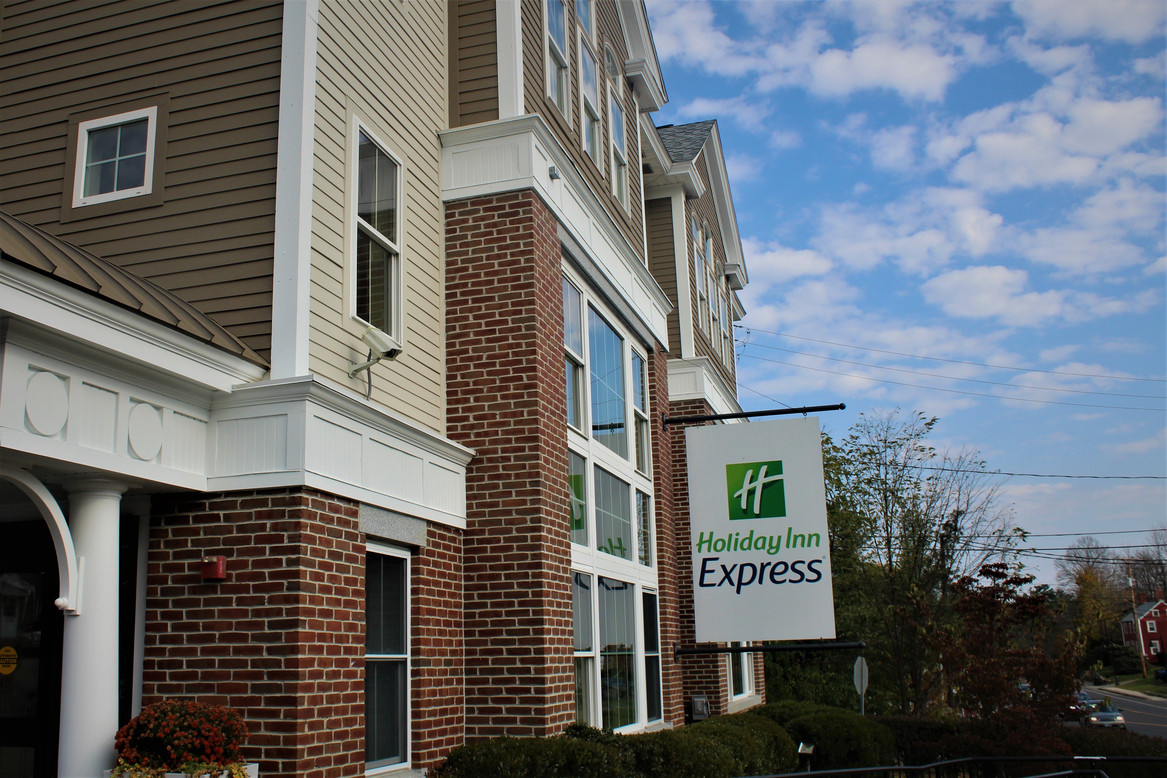 Holiday Inn Express Durham-UNH, an IHG Hotel 5/38
