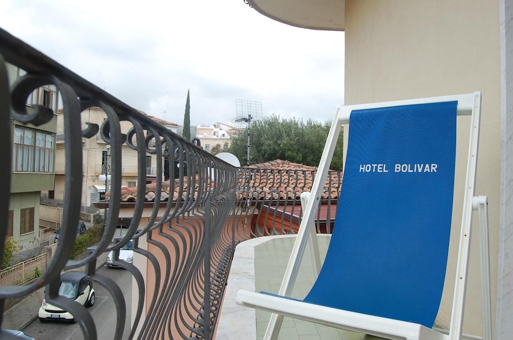 Hotel Bolivar 34/50
