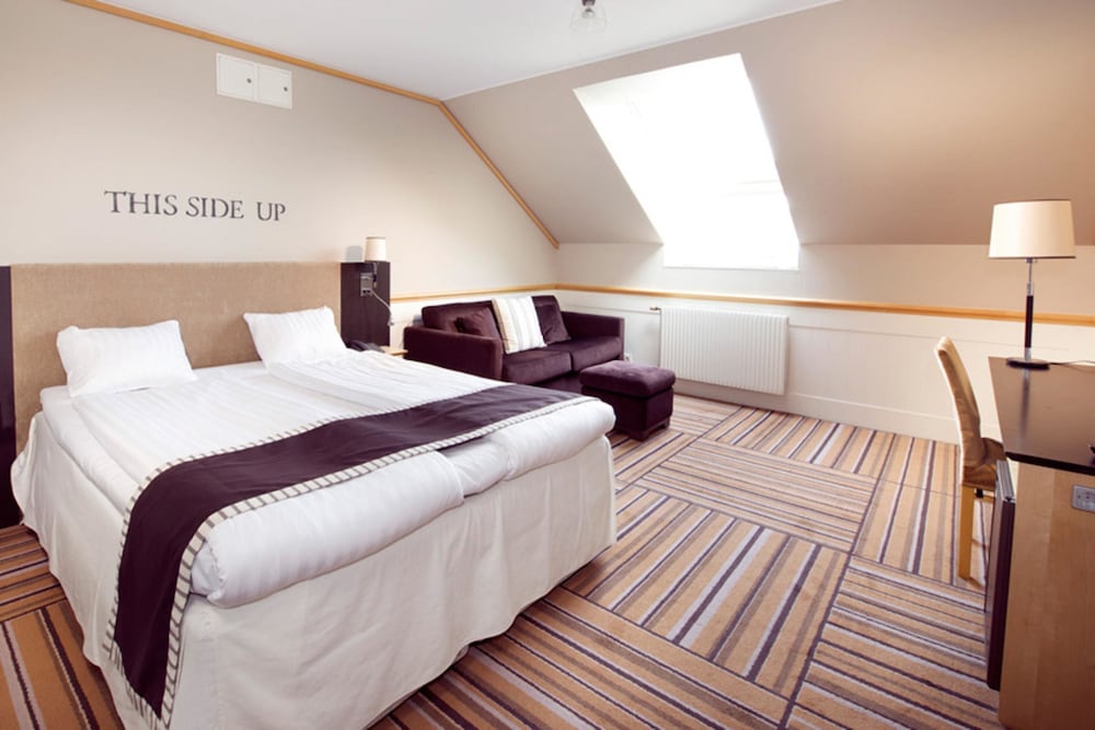 Home Hotel Fregatten 8/50