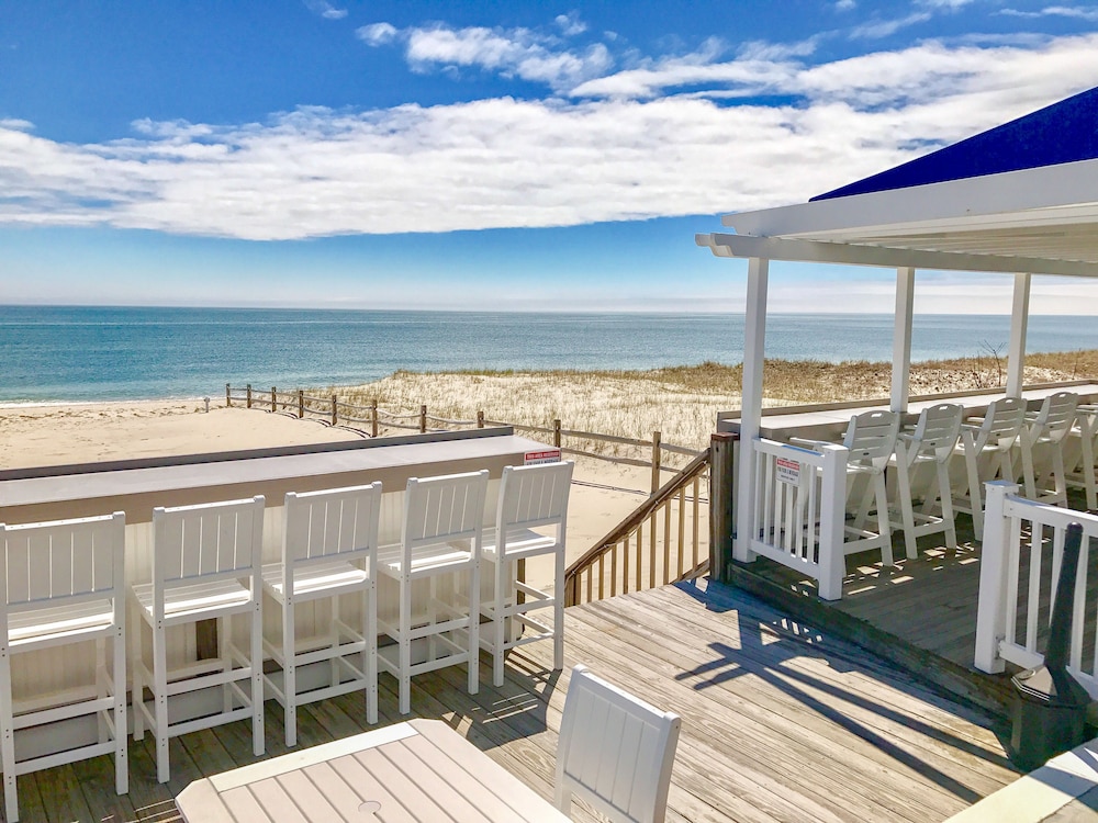 Blue Water Resort on the Ocean 63/79