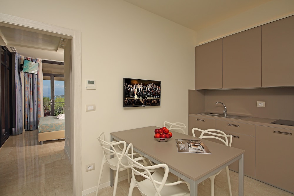 Hotel Residence Holiday 62/76