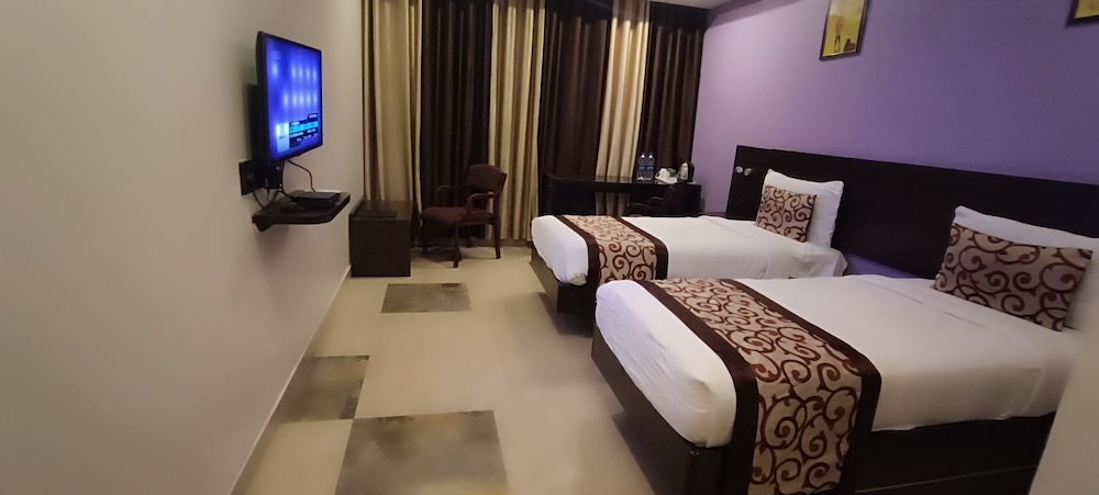 Hotel Vijay Paradise 20/50