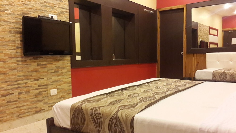 Hotel Varuna 32/46