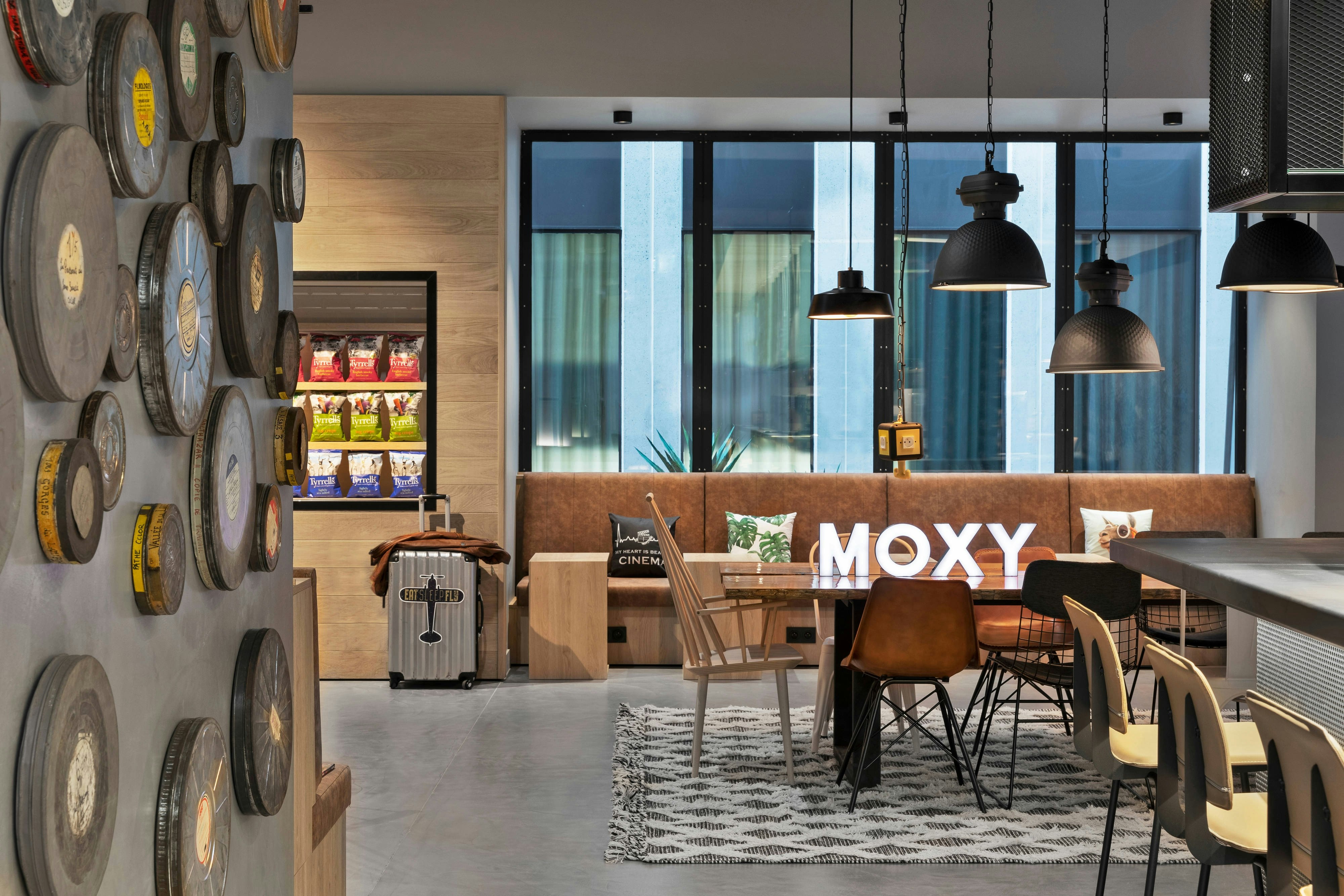 Moxy Lyon Airport 20/21