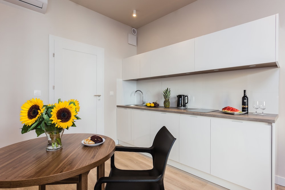 Platinum Residence Mokotow 38/42