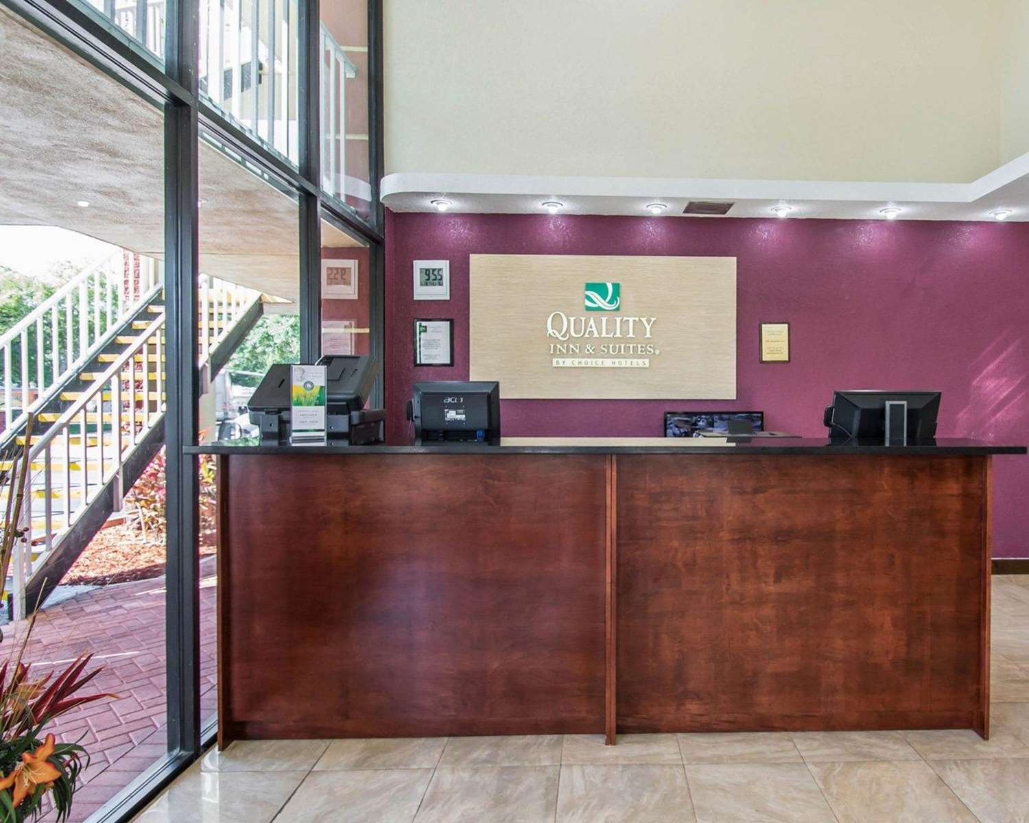 Quality Inn & Suites At Tropicana Field 5/39