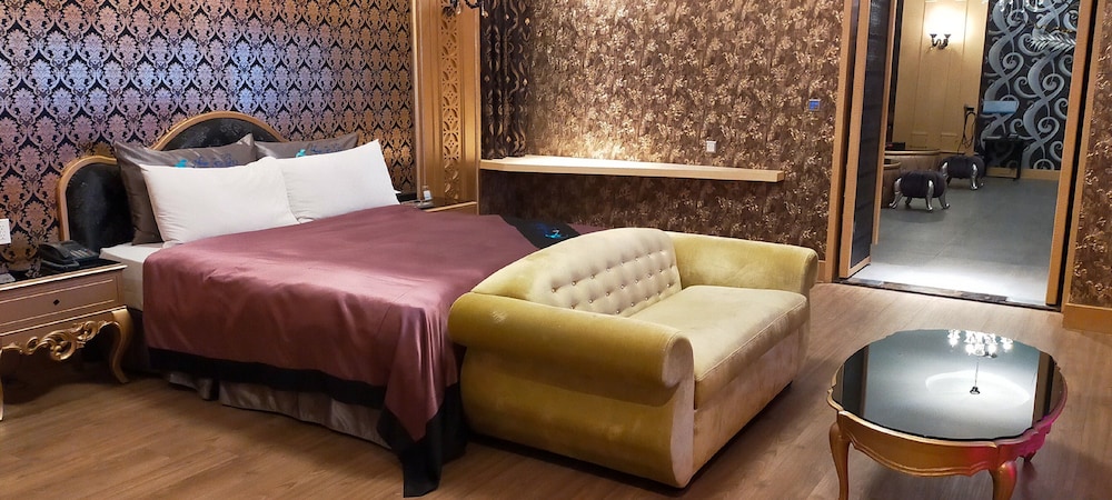 Icloud Motel 21/50