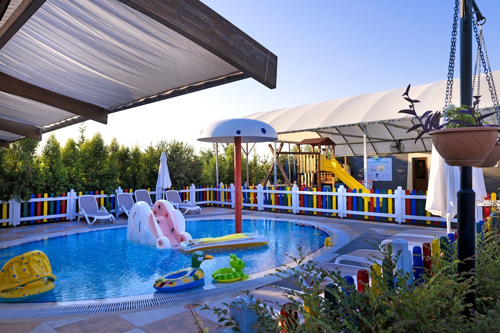 Adalya Elite Lara Hotel 62/72