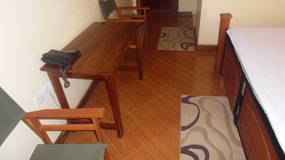 Bright Star Hotel 3/30