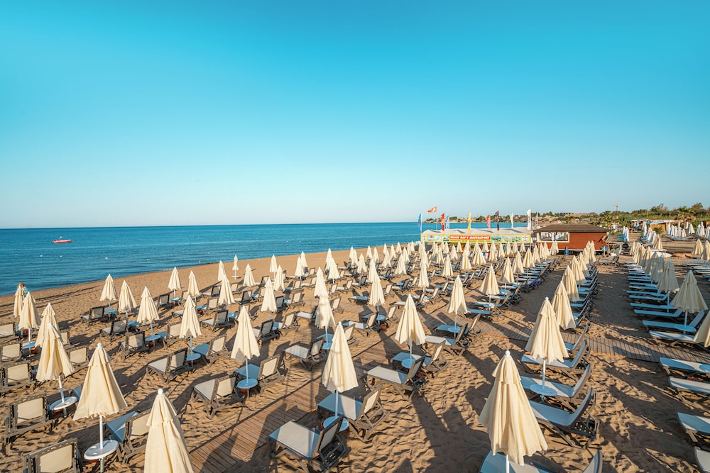 Vox Maris Resort 99/104