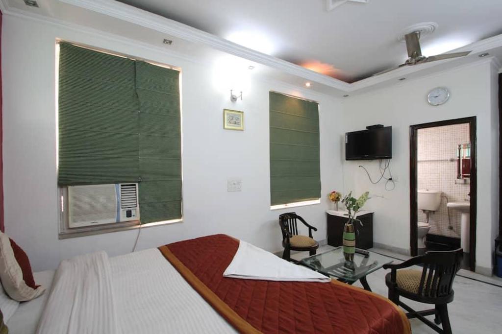 Sands INN Gurgaon 9/24