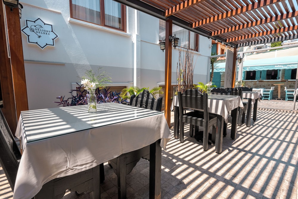 Delight Deluxe Hotel & Spa 46/66
