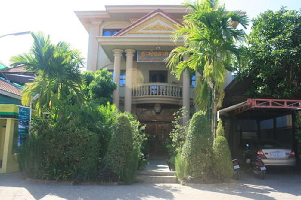 Mom's Guesthouse 49/54