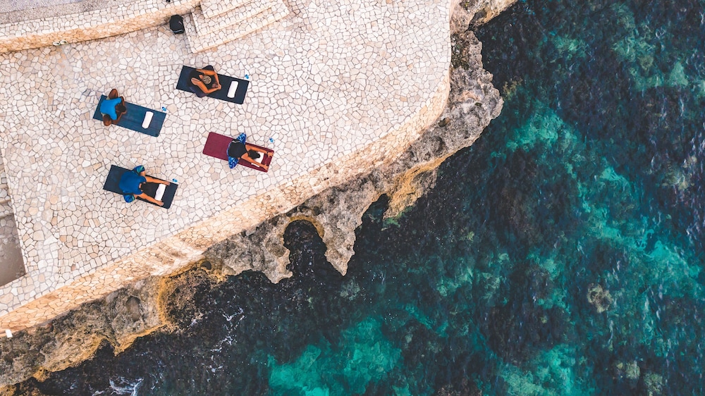 Ocean Cliff Hotel Negril 65/69