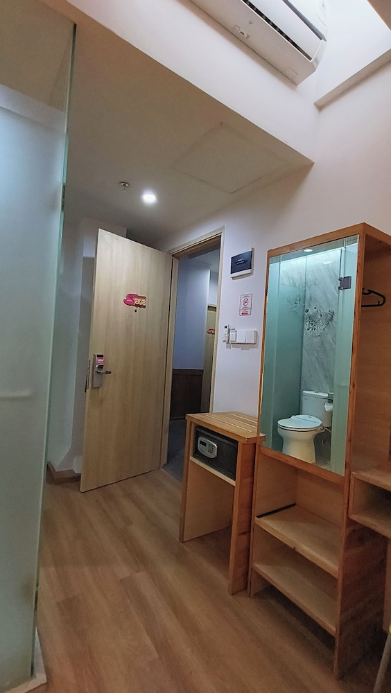 Smart Hotel Thamrin Jakarta 56/74