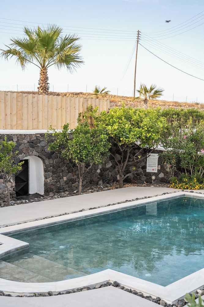 Amor Hideaway Villas by Mr and Mrs White 36/46