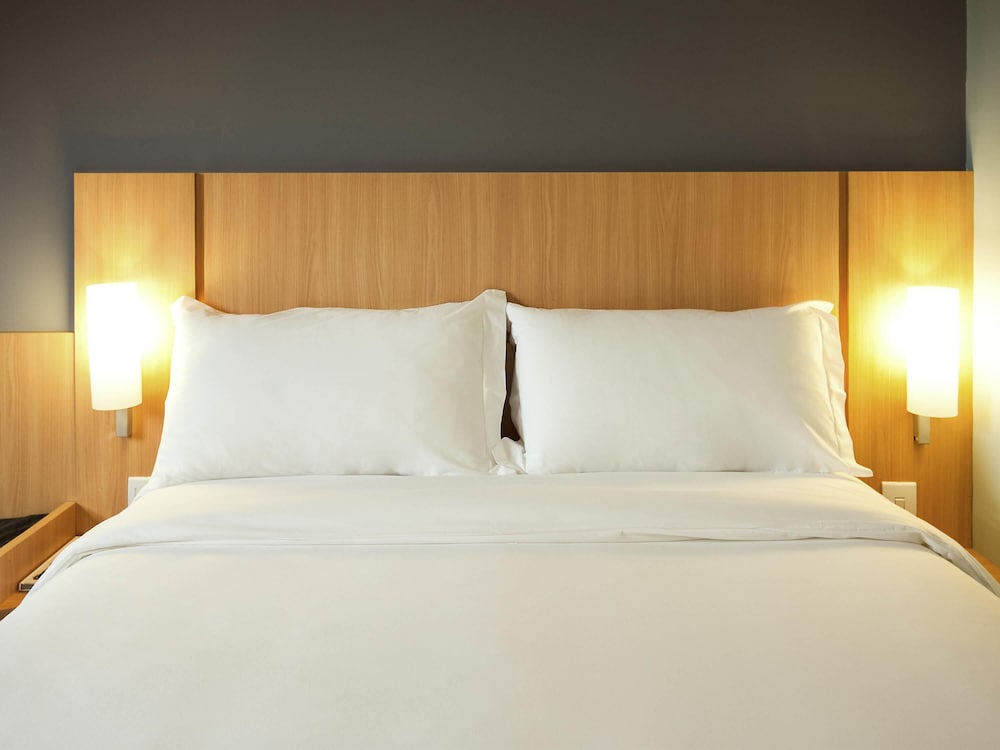 Ibis Cascavel 30/52