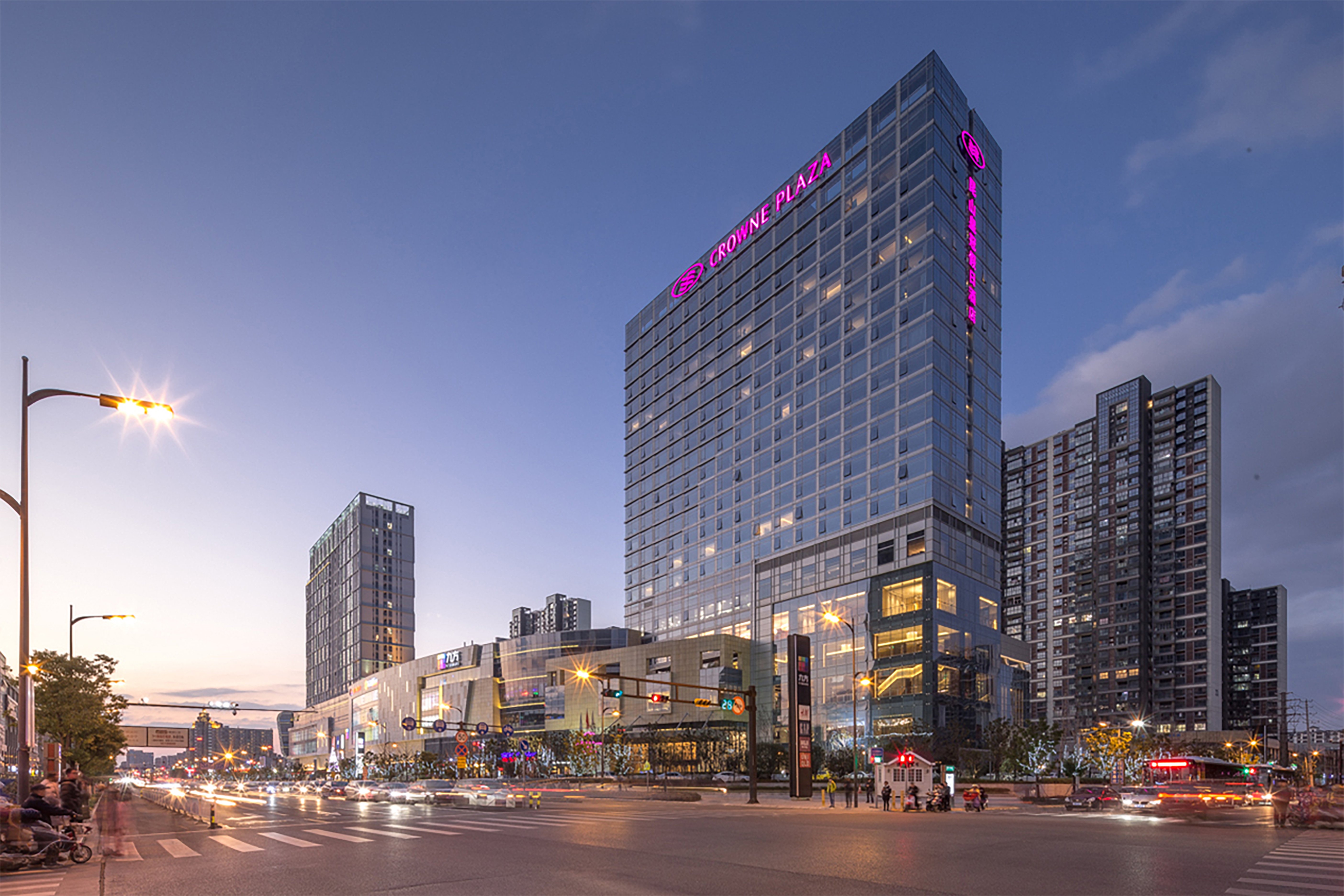 CROWNE PLAZA KUNSHAN 5/79