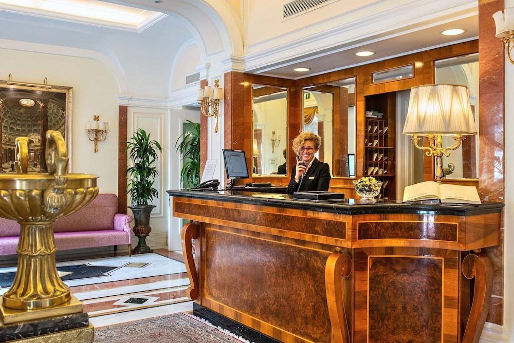 Albergo Del Senato 5/40