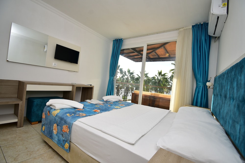 Sami Beach Hotel 7/50