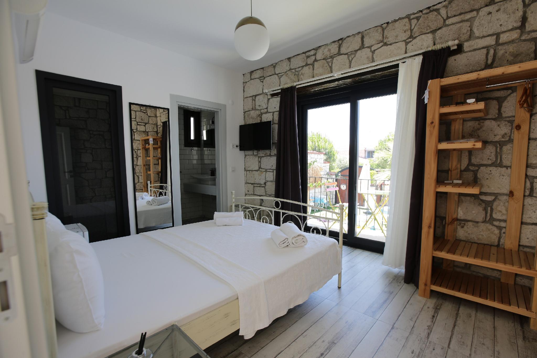 Double Bed