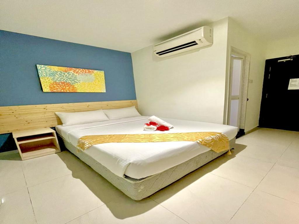 Deluxe, Double Bed, No Window