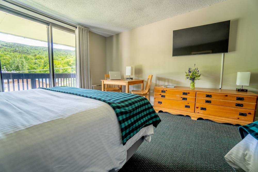 Bolton Valley Resort Lodge 5/29
