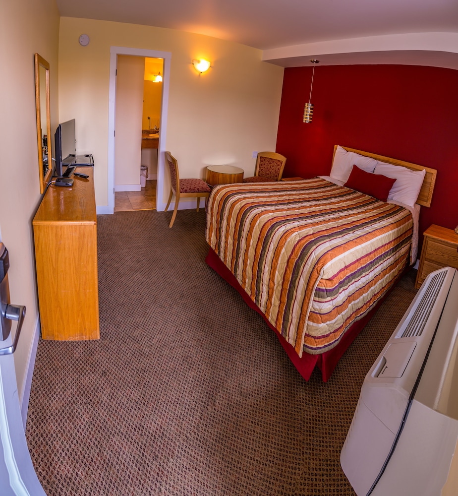 Sahara Courtyard Inn Penticton 22/77