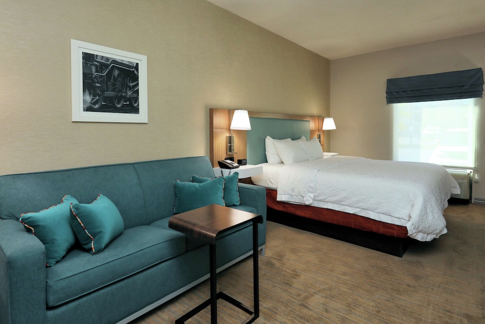 Hampton Inn Batavia 9/37