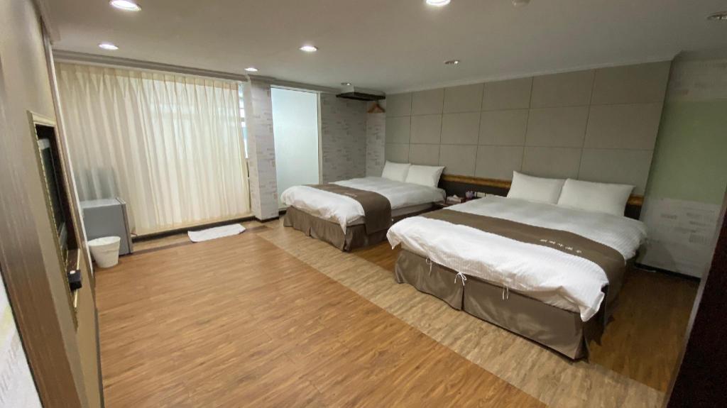 Kylin Peak Hotspring Resort 6/16