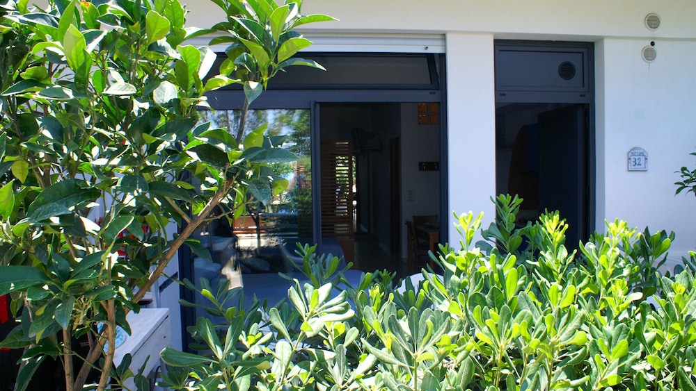 NETTUNO RESORT 1/41