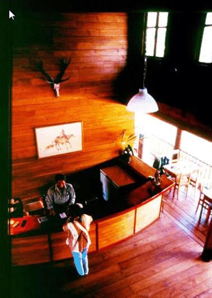 RIVERHOUSE HOTEL 61/71