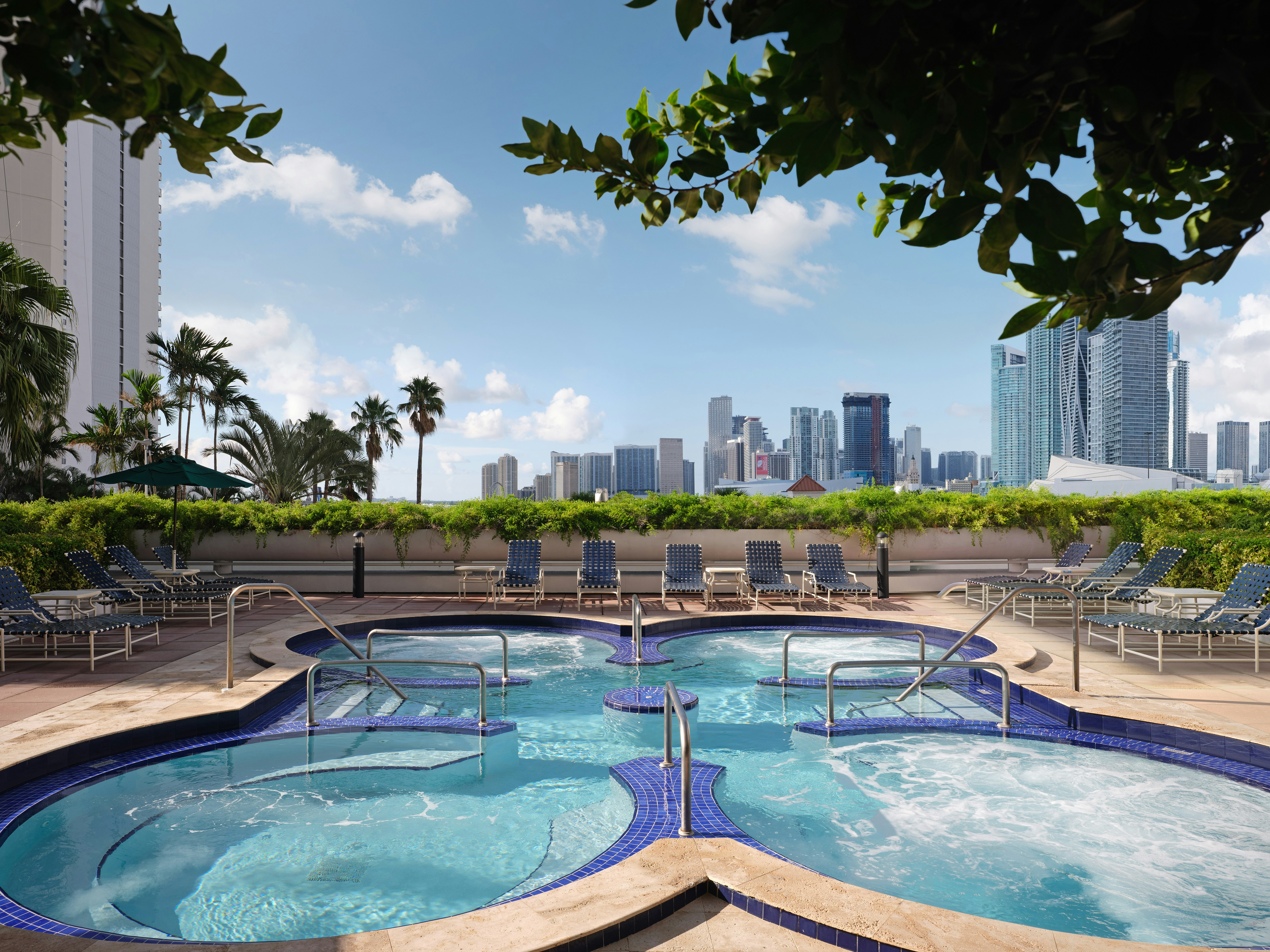 Doubletree By Hilton Grand Hotel Biscayne Bay 31/67