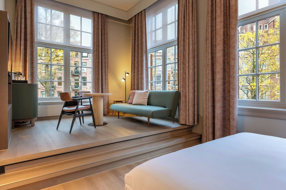 The College Hotel Amsterdam, Autograph Collection 51/90