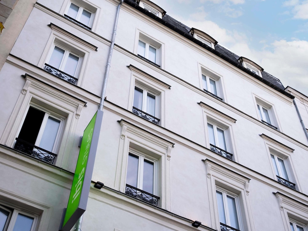 Ibis Styles Paris Batignolles 6/56