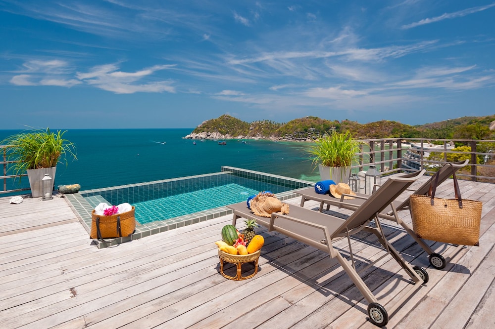 Cape Shark Pool Villas 38/50