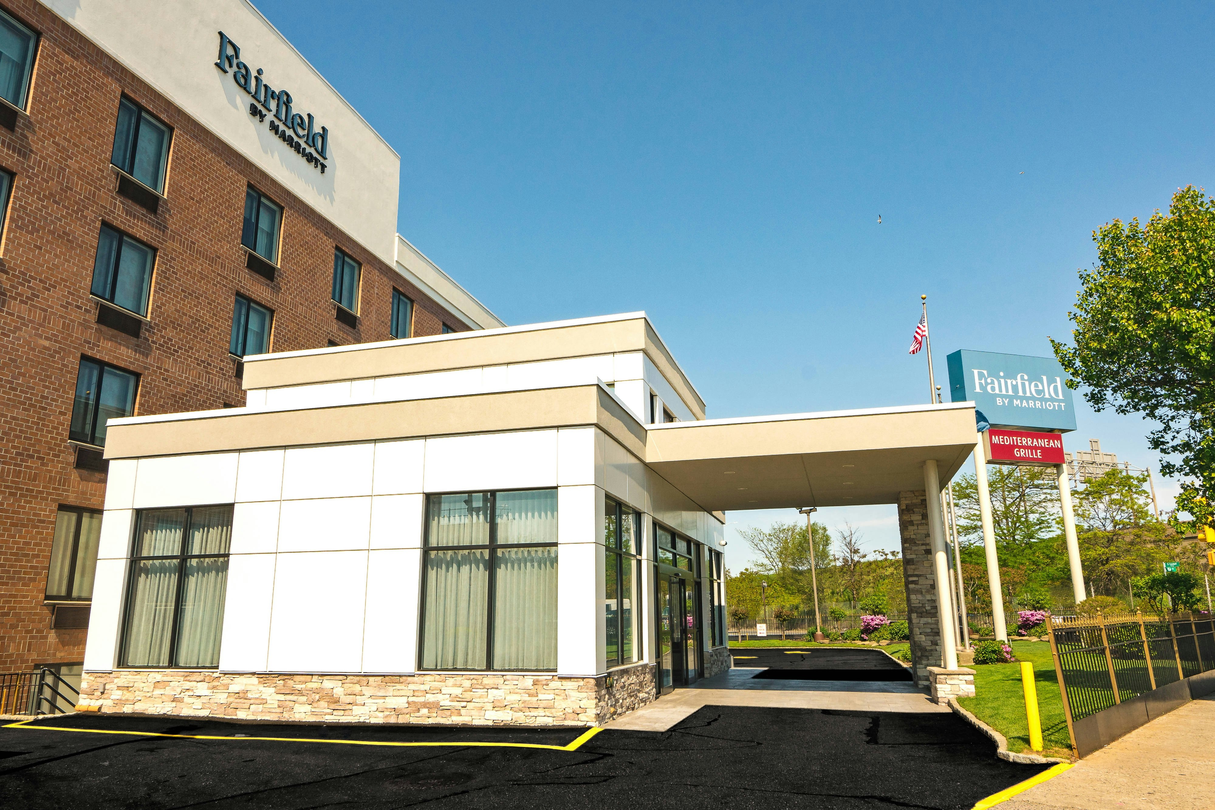 Fairfield Inn by Marriott JFK Airport 1/12