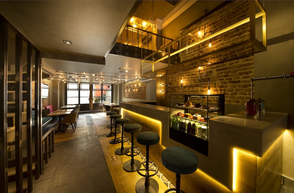 Taksim Avenue Hotel 33/50