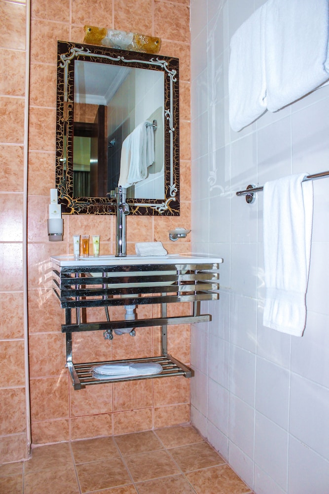Bravo Royal Hotel Suites 42/43