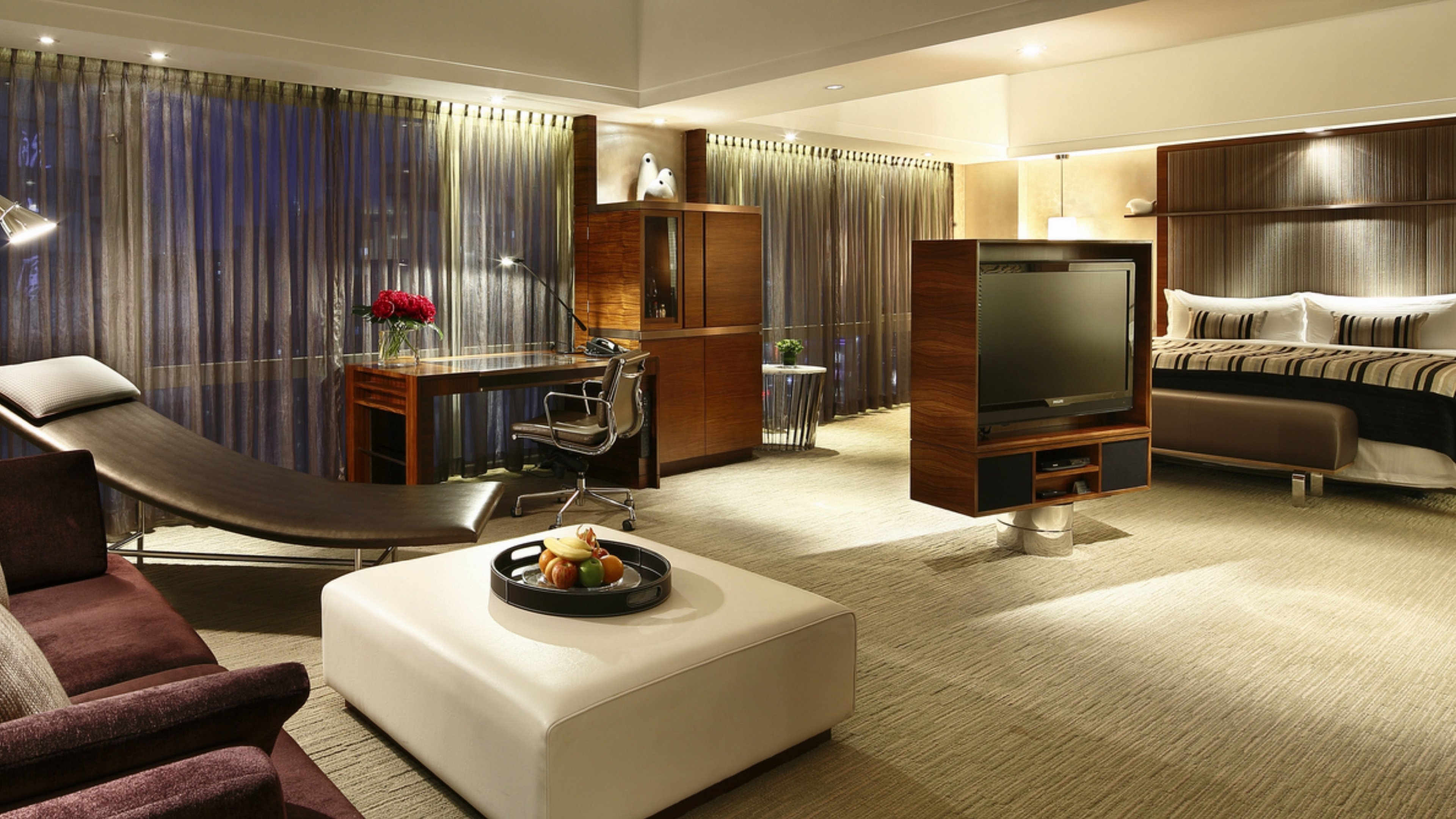 Intercontinental Shanghai Pudong 54/78