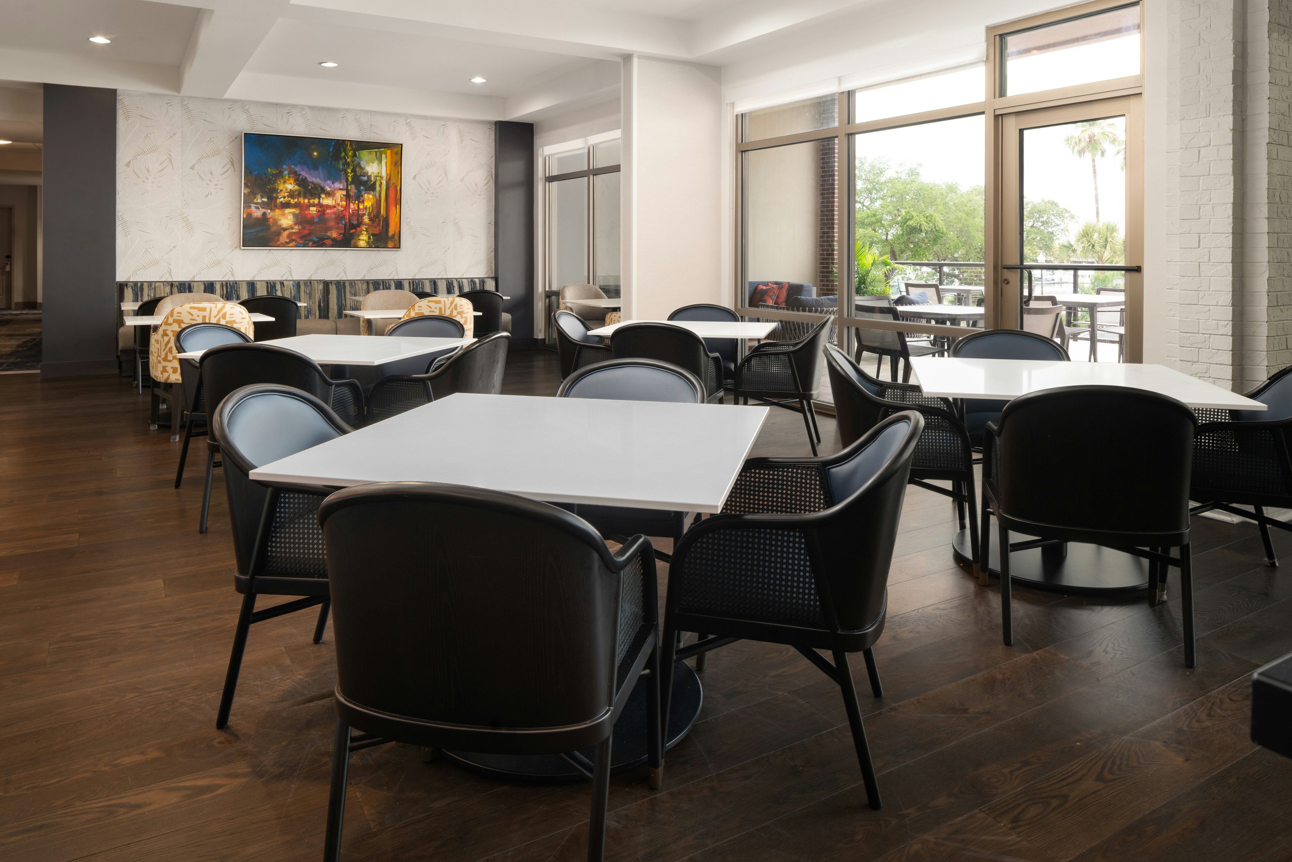Hilton Garden Inn Charleston Waterfront Downtown 68/77