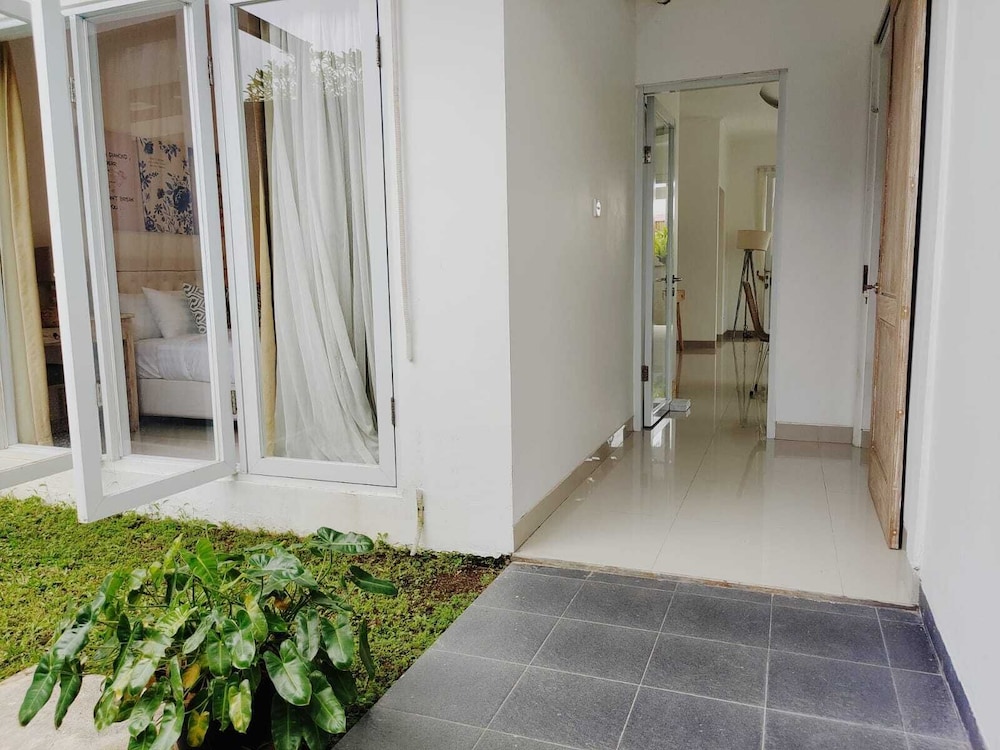 Villa Putih Berawa 3/50