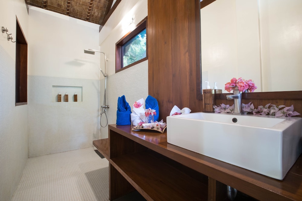 Last Frontier Beach Resort - Adults Only 26/68