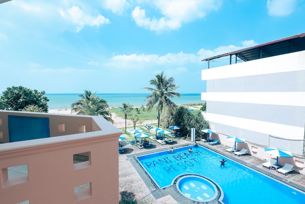 Rani Beach Resort 26/28