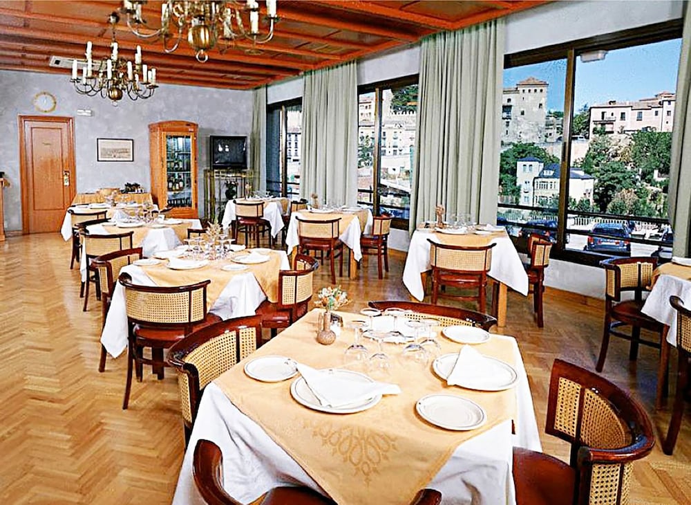 Hotel ELE Acueducto 39/57