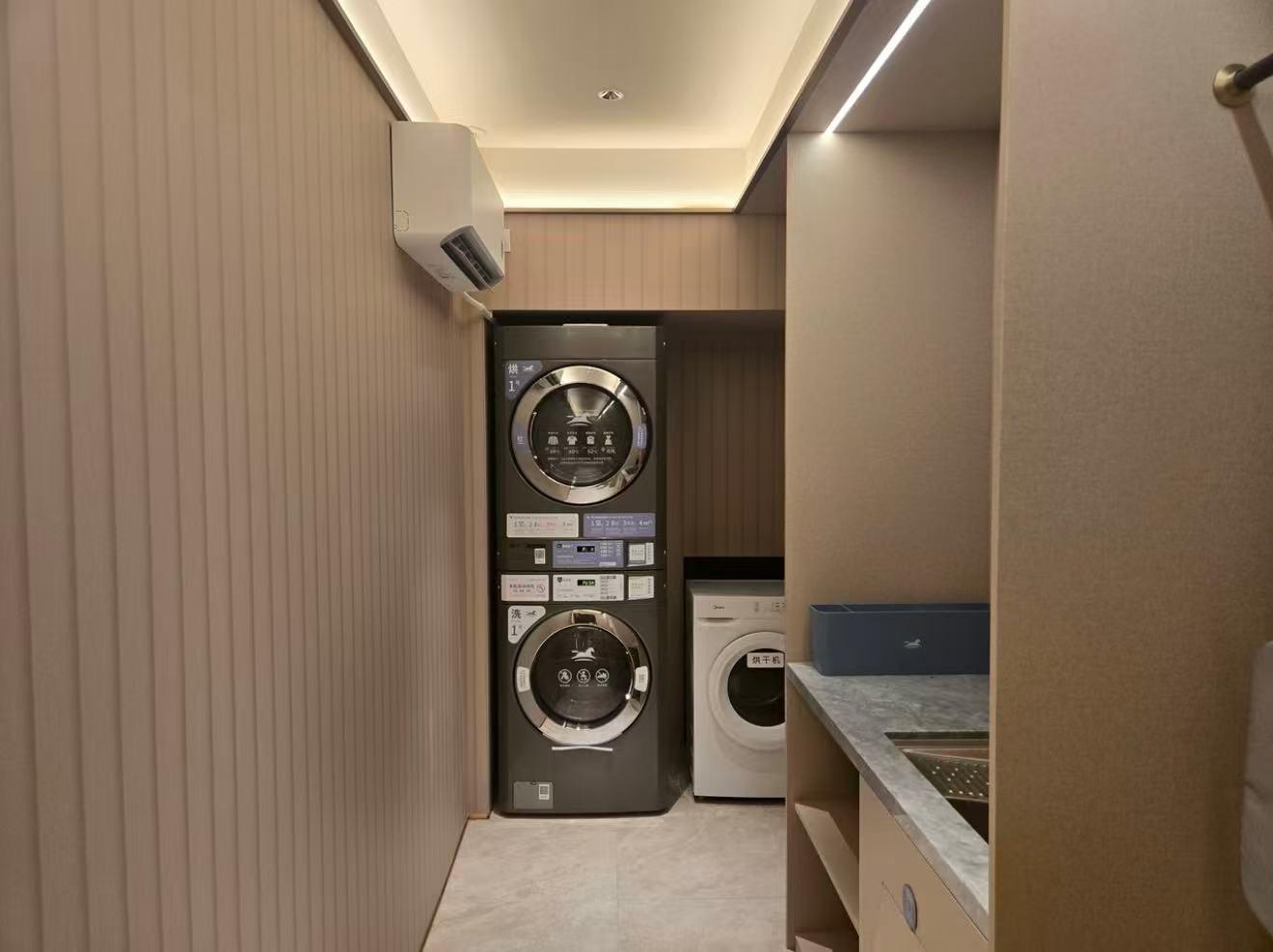 Hanting Hotel Shenzhen Baoan Xixiang Taoyuanju 35/45