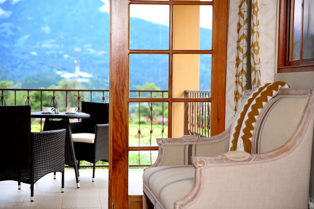 Los Establos Boutique Hotel 32/36